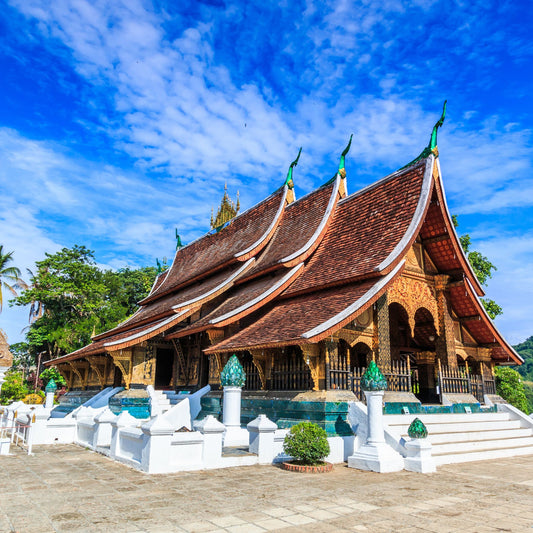 ルアンパバーン 1泊2日/2泊3日  【2025年10月1日~2026年4月30日出発】